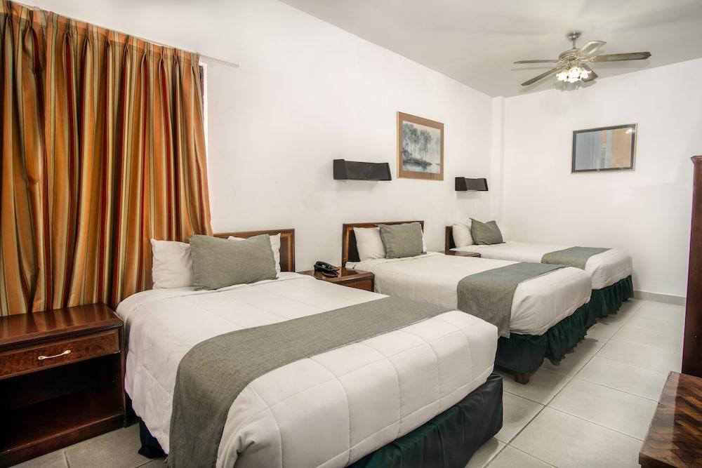 Hotel Premier Saltillo Coahuila Екстериор снимка